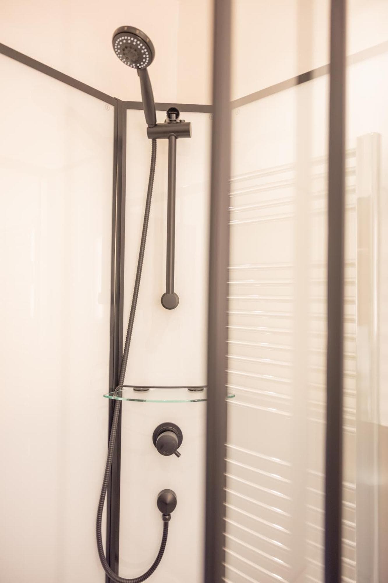 Doppelzimmer mit Balkon